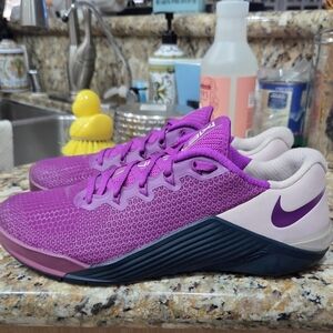 Nike Women's Magenta and Navy Athletic Shoes